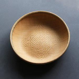 竹编篮子茶道图片